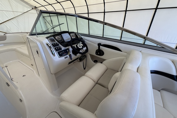 27ft Chaparral Yacht For Sale
