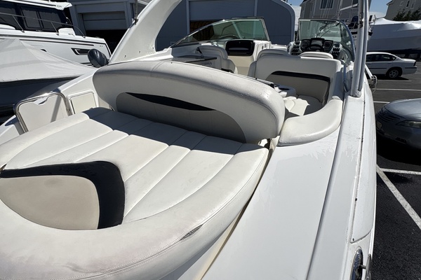 27ft Chaparral Yacht For Sale