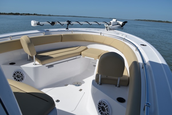 Photo of the 2026 Sportsman 252