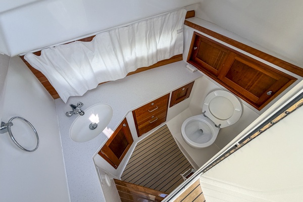 Lucky Boys 38ft MJM Yacht For Sale