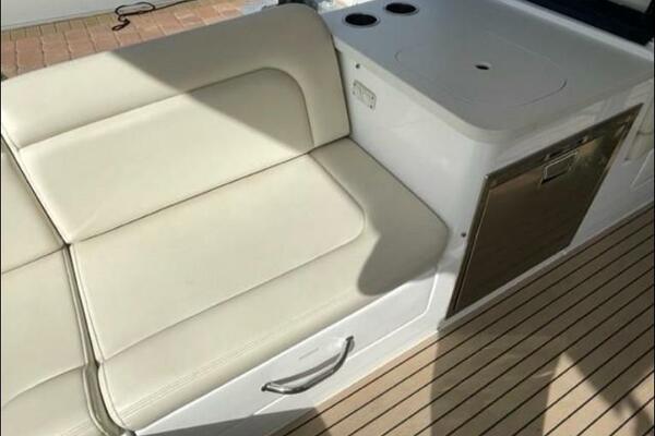 Lucky Boys 38ft MJM Yacht For Sale