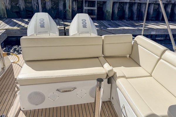 Lucky Boys 38ft MJM Yacht For Sale