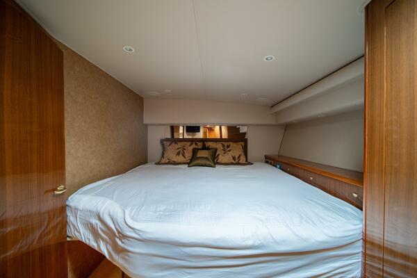 WHITE PEARL 52ft Viking Yacht For Sale