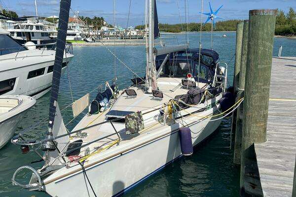 Photo of the 1989 Catalina MK I "Sirena"