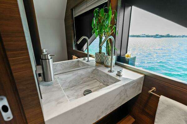 2023 Custom Line 108