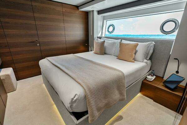 2023 Custom Line 108