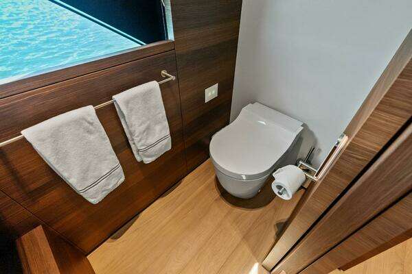 2023 Custom Line 108