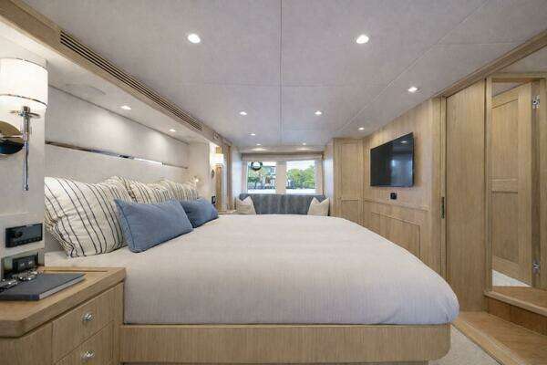 Offshore Yachts  Yacht For Sale