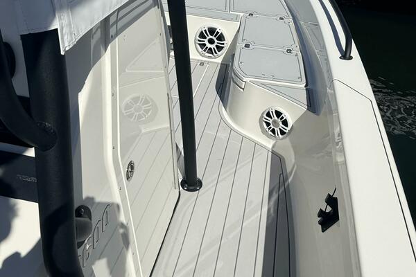 26ft Pathfinder Yacht For Sale