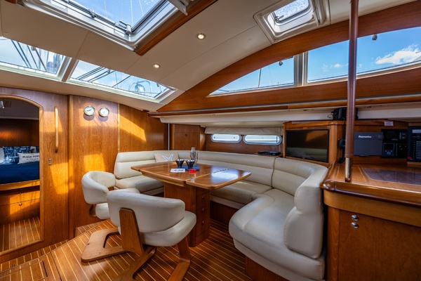 MAJESTIC 54ft Jeanneau Yacht For Sale