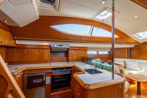 MAJESTIC 54ft Jeanneau Yacht For Sale