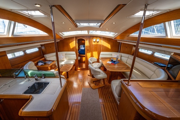 Jeanneau 54DS Yacht For Sale