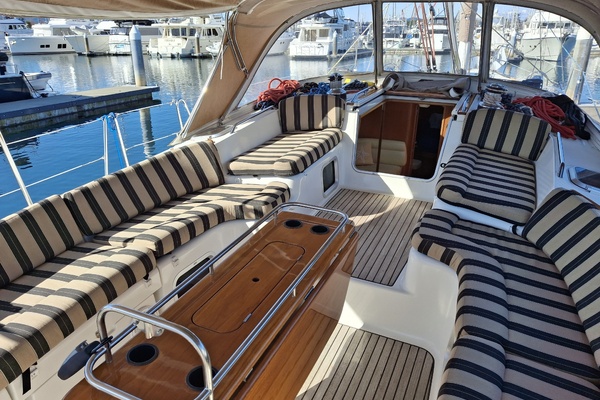 MAJESTIC 54ft Jeanneau Yacht For Sale