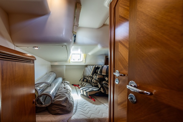 MAJESTIC 54ft Jeanneau Yacht For Sale