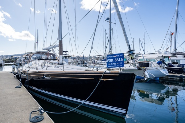 Jeanneau 54DS Yacht For Sale