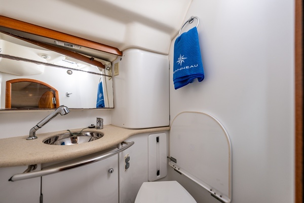 MAJESTIC 54ft Jeanneau Yacht For Sale