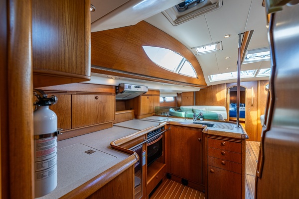 MAJESTIC 54ft Jeanneau Yacht For Sale