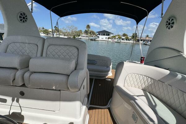 35ft Sea Ray Yacht For Sale