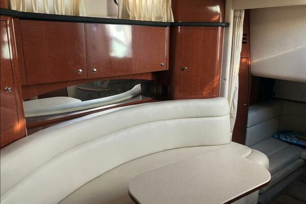 35ft Sea Ray Yacht For Sale