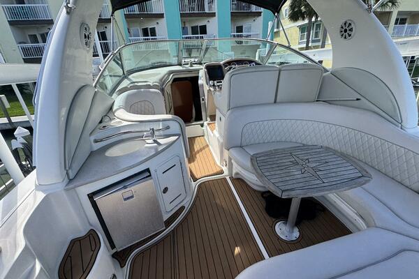 35ft Sea Ray Yacht For Sale