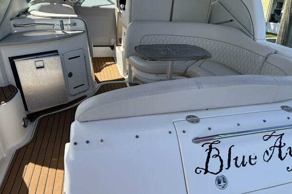 35ft Sea Ray Yacht For Sale