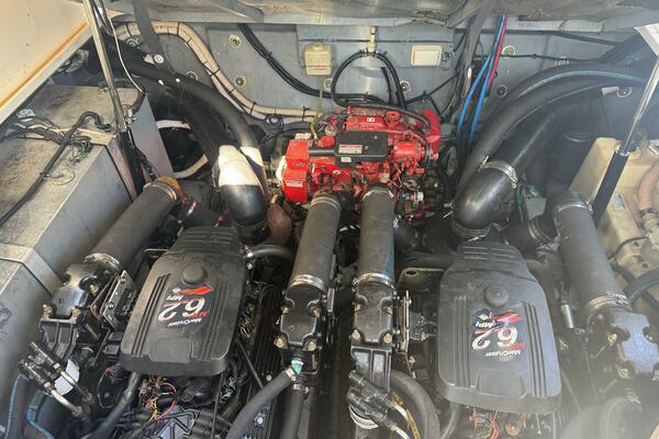 35ft Sea Ray Yacht For Sale