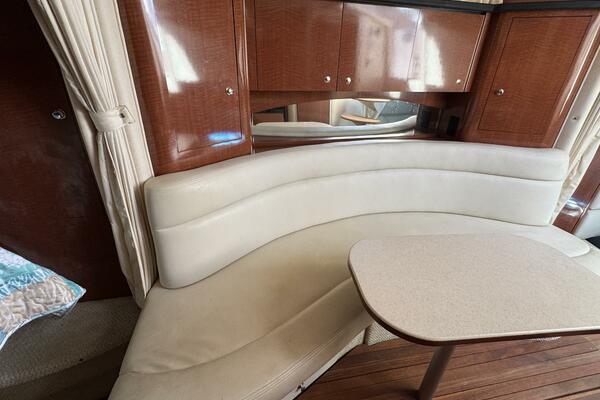 35ft Sea Ray Yacht For Sale