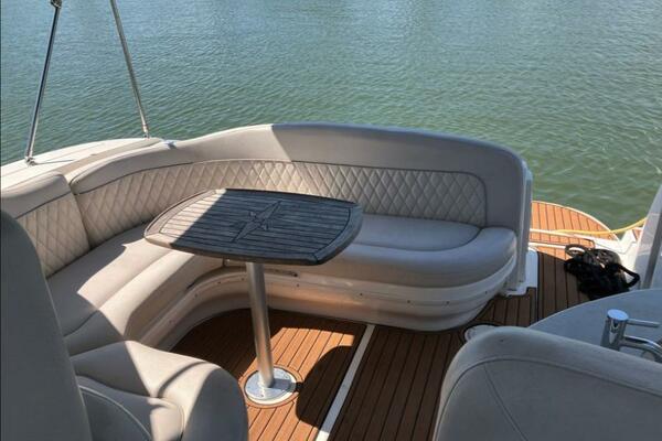 35ft Sea Ray Yacht For Sale