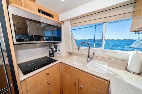 Cape San Blas Inn 45ft Carver Yacht For Sale