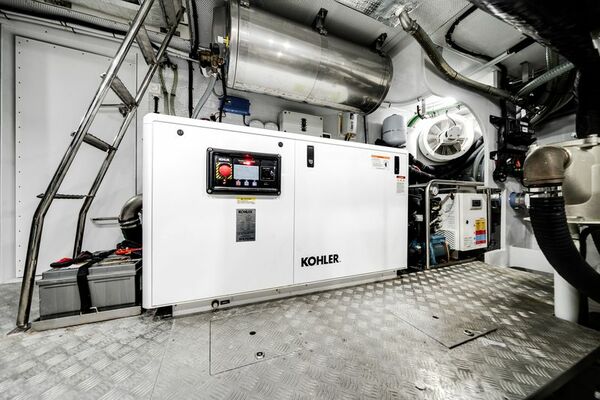 58ft Galeon Yacht For Sale