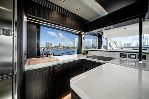 58ft Galeon Yacht For Sale