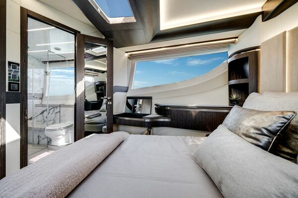 58ft Galeon Yacht For Sale