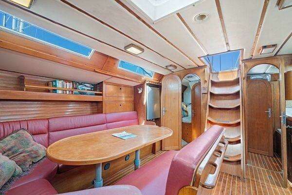 Wauquiez  Yacht For Sale