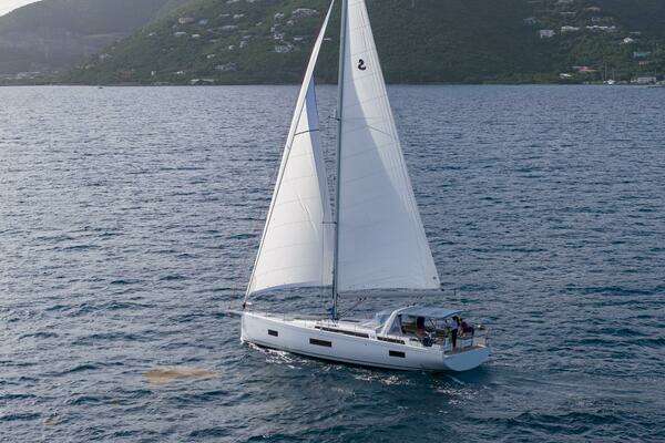 Beneteau Oceanis Yacht 54 Yacht For Sale