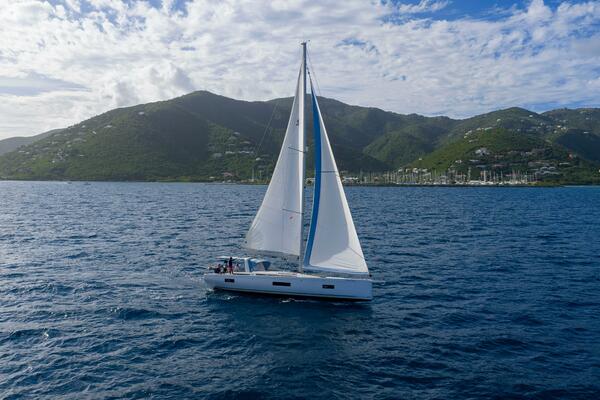 Heartbeat 54ft Beneteau Yacht For Sale