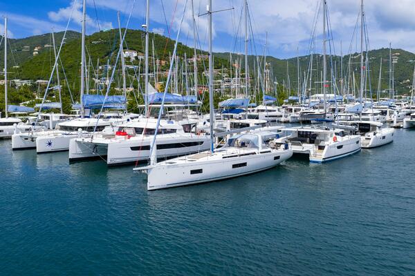 Heartbeat 54ft Beneteau Yacht For Sale