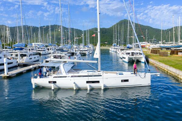 Heartbeat 54ft Beneteau Yacht For Sale