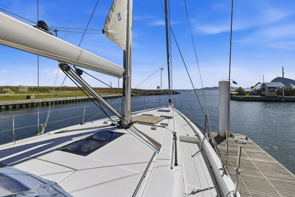 Heartbeat 54ft Beneteau Yacht For Sale