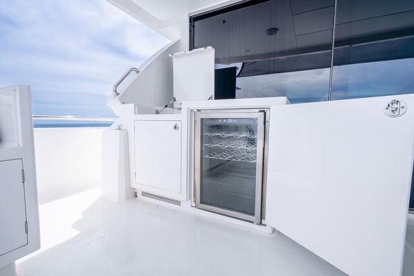 ONE MORE TIME 80ft Horizon Yacht For Sale