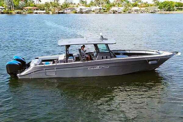 42-ft-Hydra-Sports-2016-4200 Siesta- Hallandale Beach Florida United States  yacht for sale