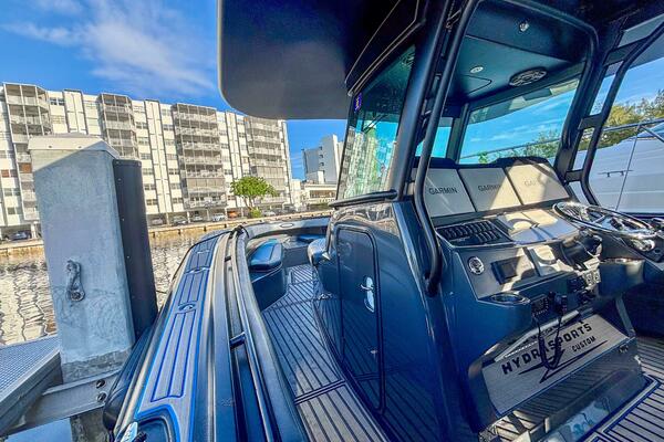 42ft Hydra Sports Yacht For Sale