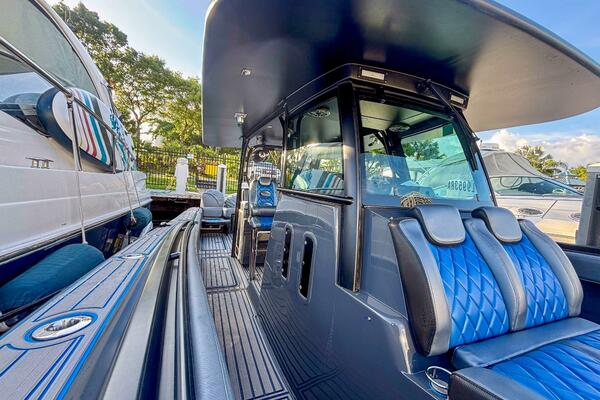 42ft Hydra Sports Yacht For Sale