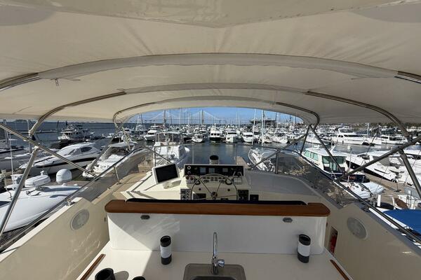 LADY RAE 58ft Hatteras Yacht For Sale