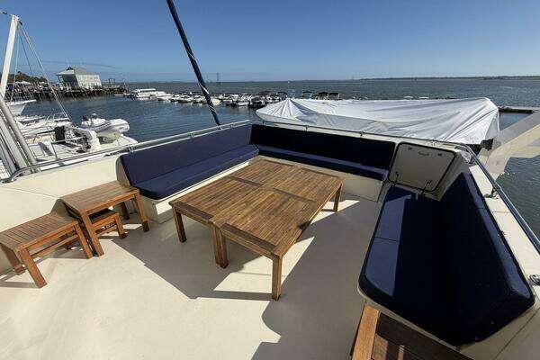 Hatteras Motor Yacht Yacht For Sale