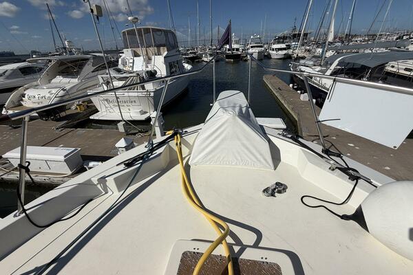 LADY RAE 58ft Hatteras Yacht For Sale