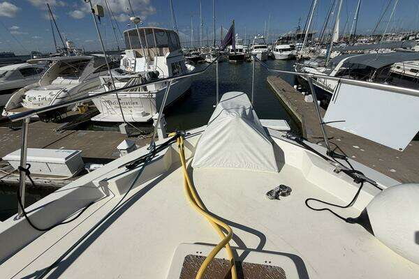 Hatteras Motor Yacht Yacht For Sale