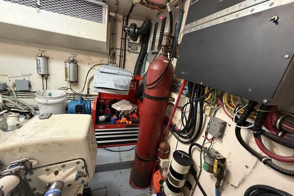 LADY RAE 58ft Hatteras Yacht For Sale