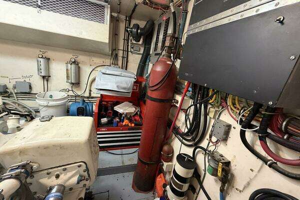 Hatteras Motor Yacht Yacht For Sale