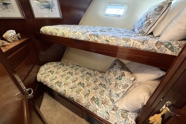 LADY RAE 58ft Hatteras Yacht For Sale
