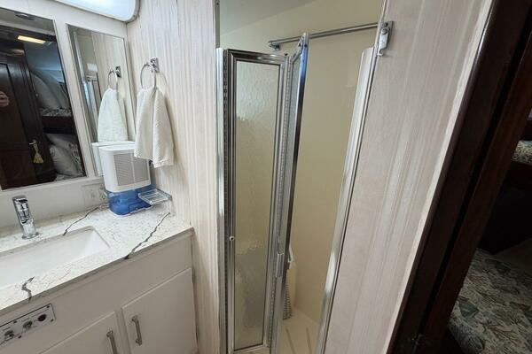 LADY RAE 58ft Hatteras Yacht For Sale